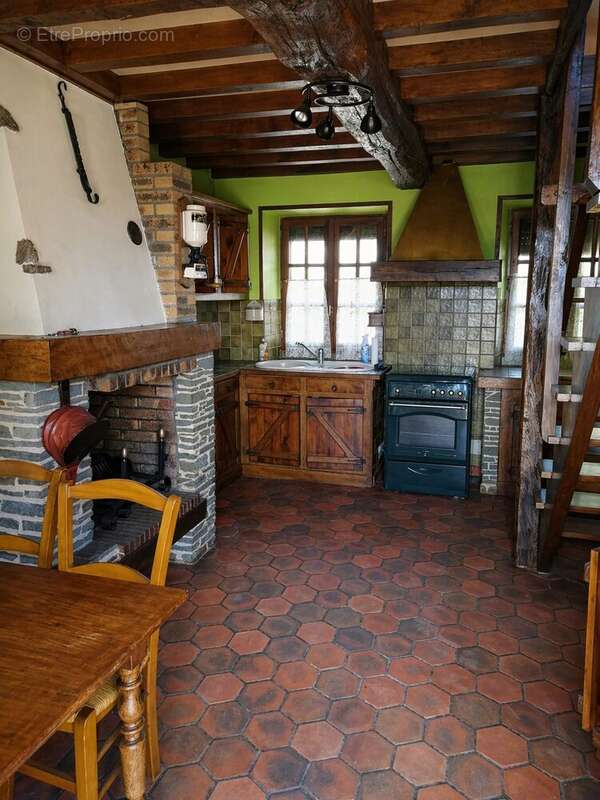 Maison à PONT-D'OUILLY