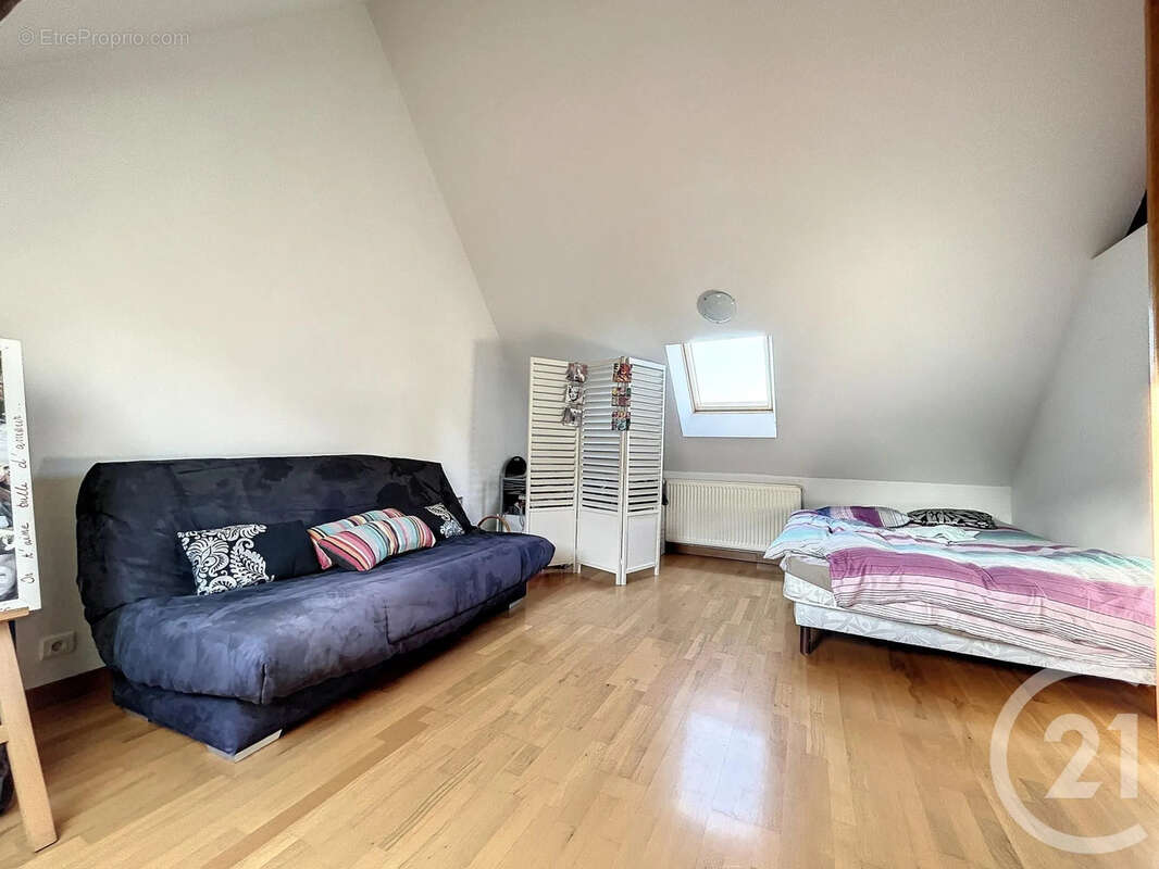 Maison 175 m² à Nangis  - photo 15