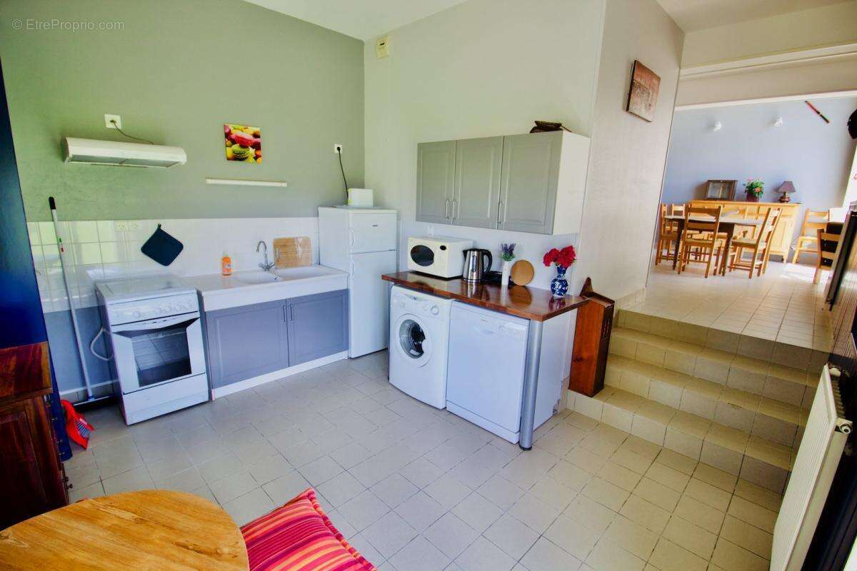 Maison à AVAILLES-LIMOUZINE