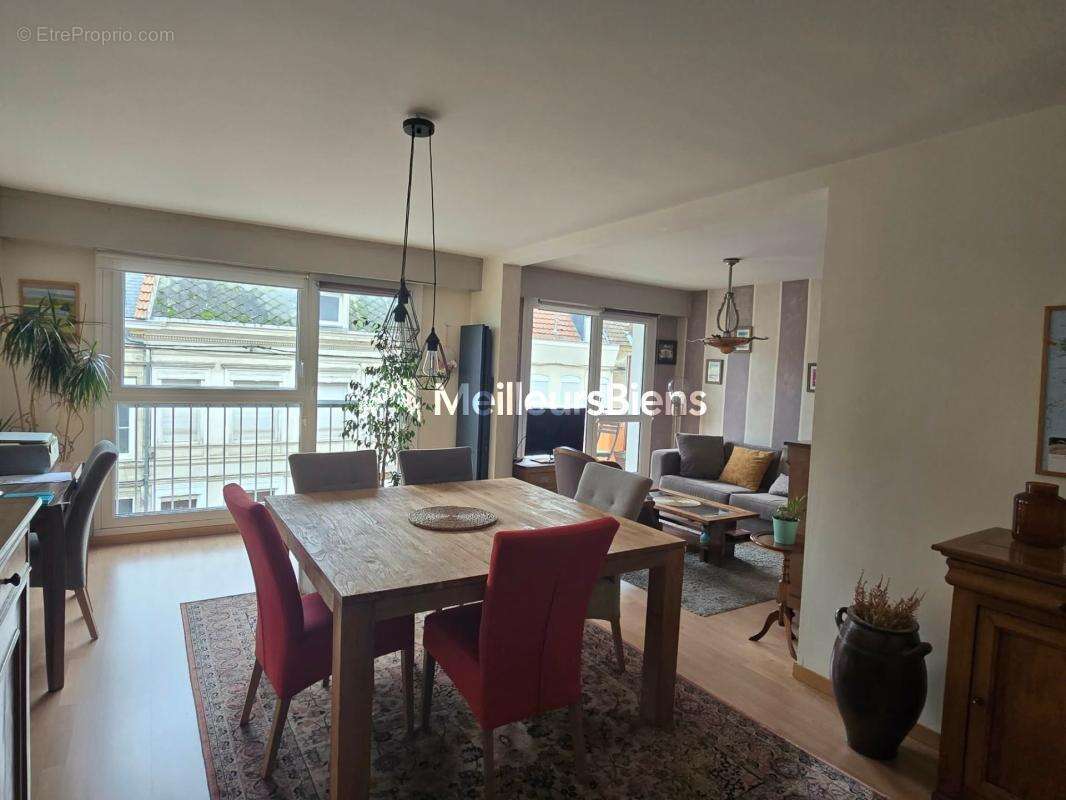 Appartement à VALENCIENNES