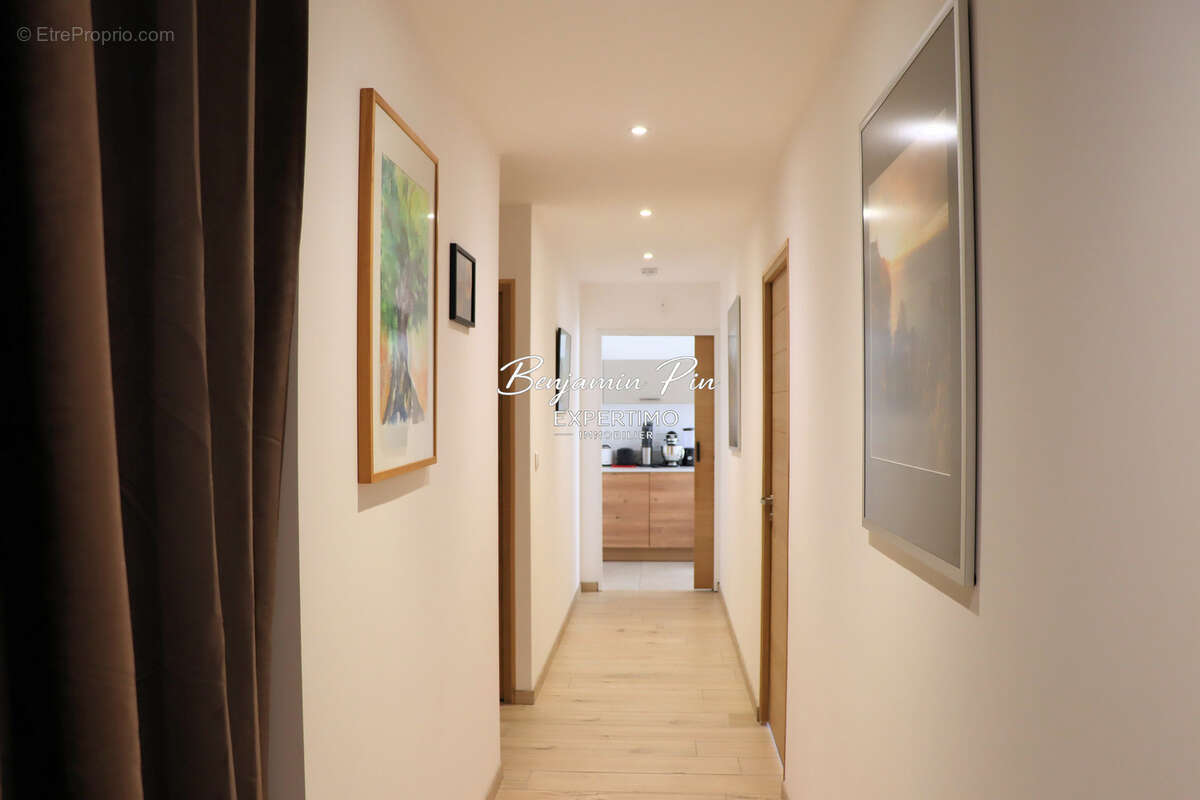 Maison à SAINT-SATURNIN-LES-APT