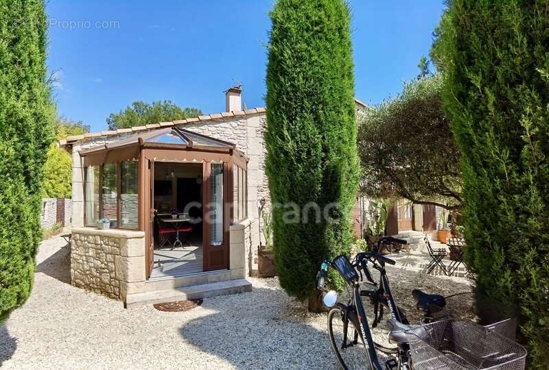 Maison à vendre Villa T6 de Plain-pied avec Piscine et grand terrain à 10mn d'Uzès - photo 2