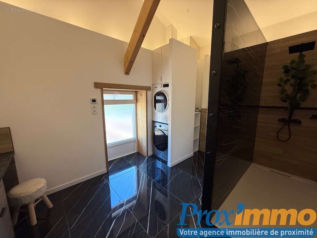 Appartement à RIVES