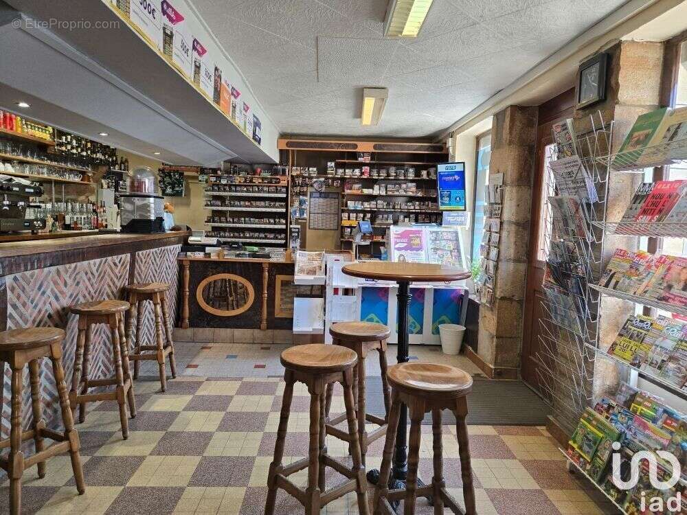 Photo 8 - Commerce à SAINT-GONDON