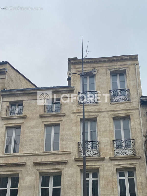 T2 avec terrasse Bordeaux centre - photo 7