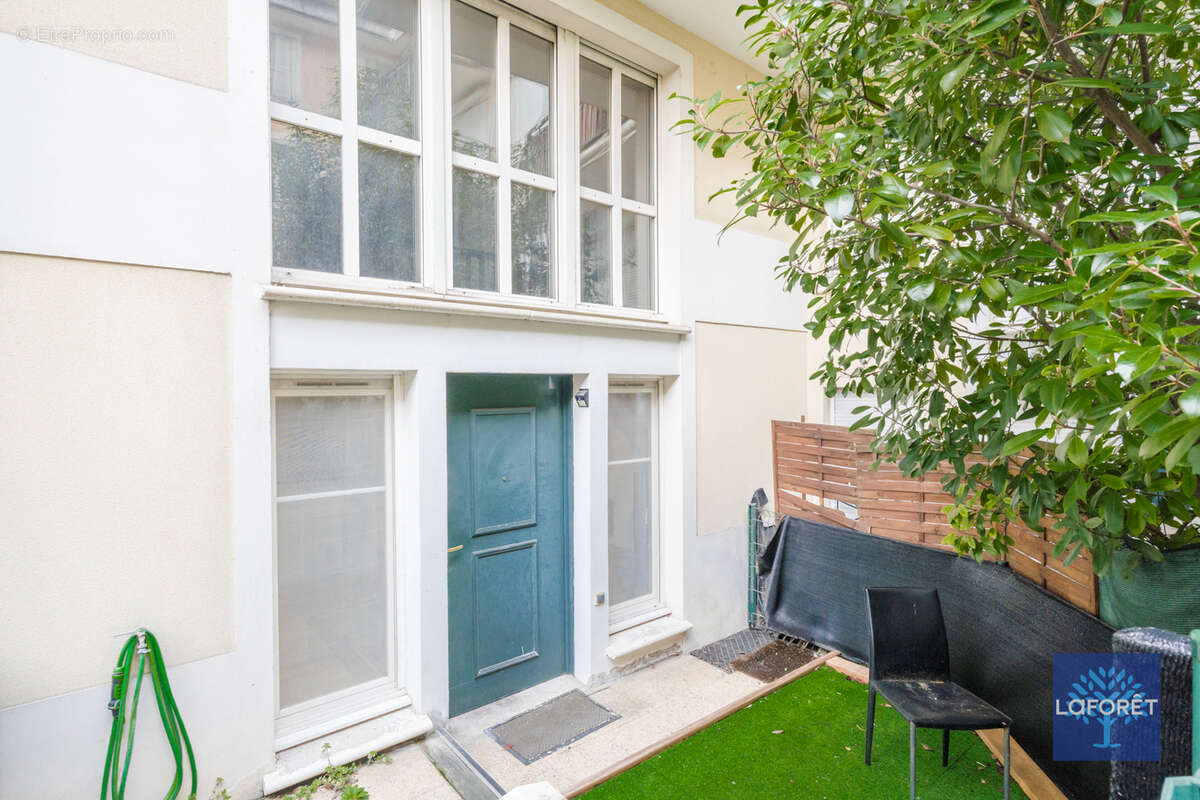 Appartement à LES PAVILLONS-SOUS-BOIS