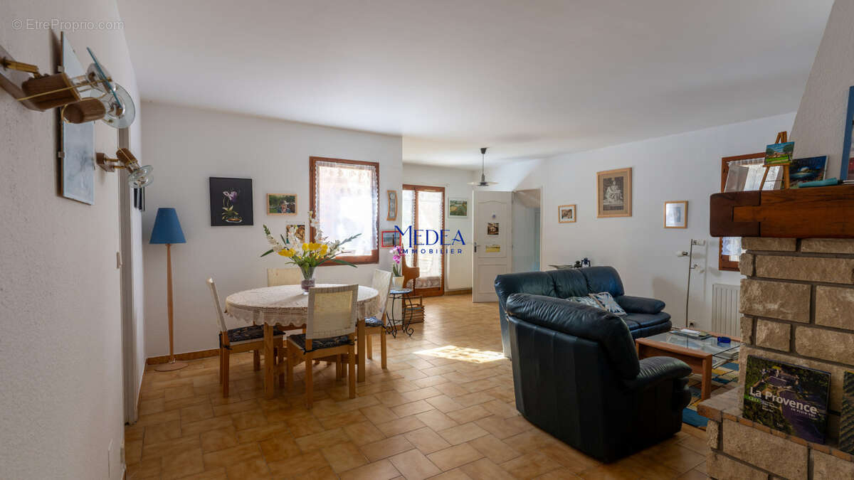 Photo 2 - Maison à ARTIGUES