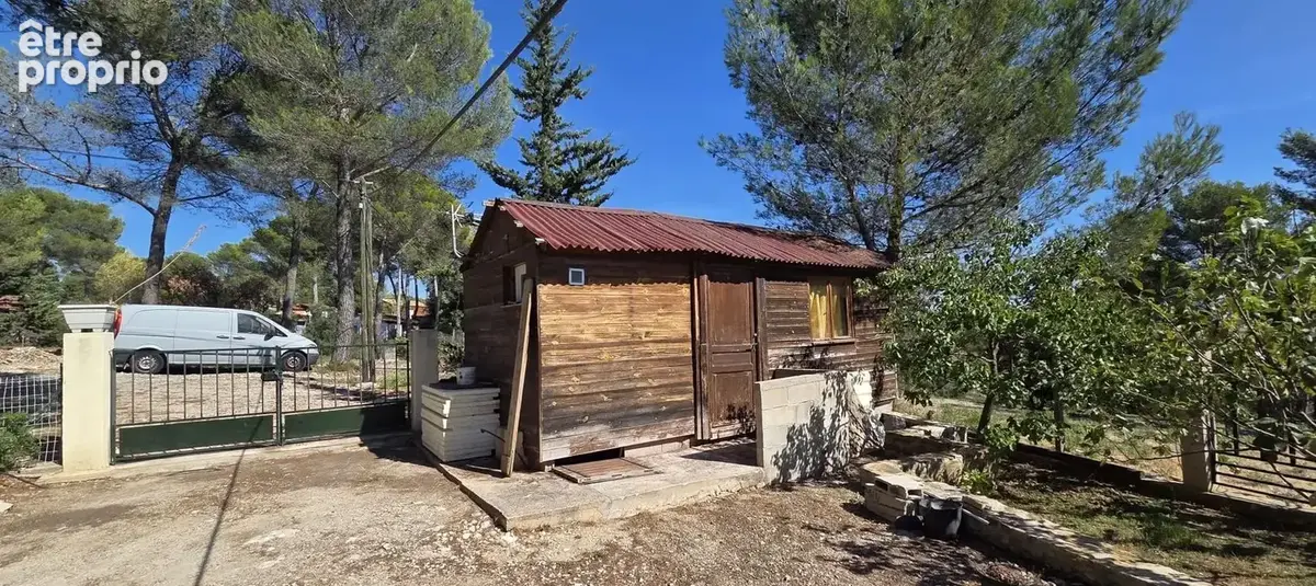 LE CASTELLET-CHALET-MAISON-T3-TERRAIN-CALME-2
