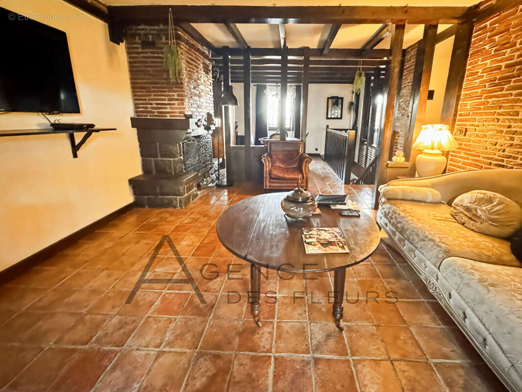 Maison à SAINT-PIERRE-LES-ELBEUF