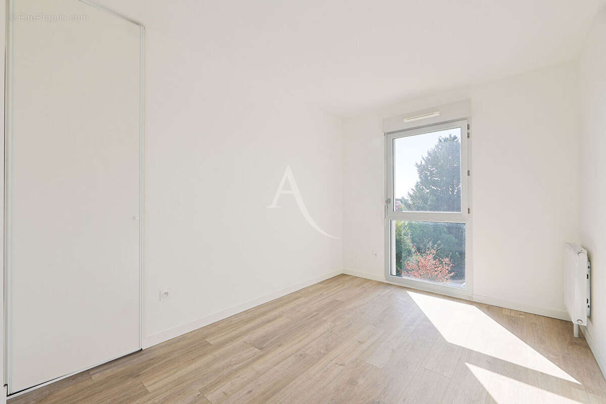 Appartement à SAINT-JEAN-DE-BRAYE