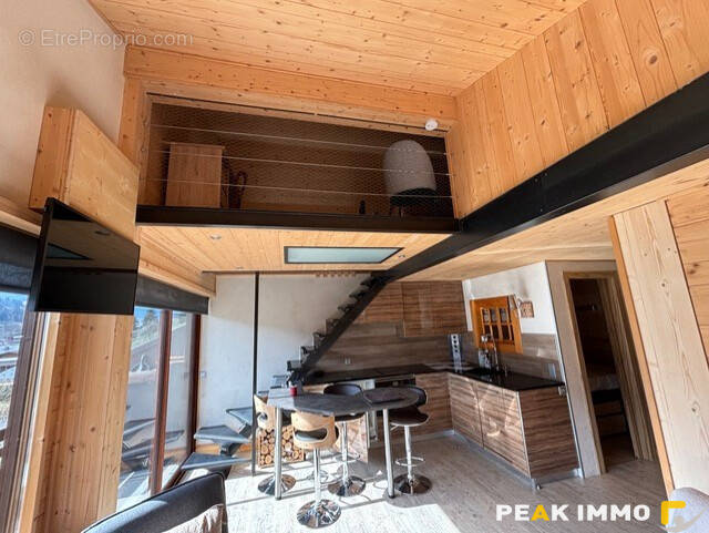 Appartement à DEMI-QUARTIER