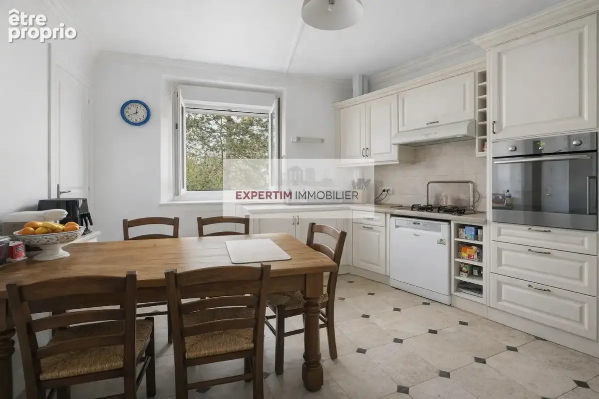 Appartement 95 m² à Versailles  - photo 5