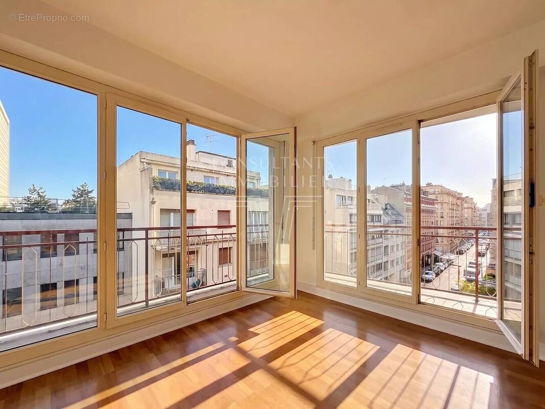 Appartement à BOULOGNE-BILLANCOURT
