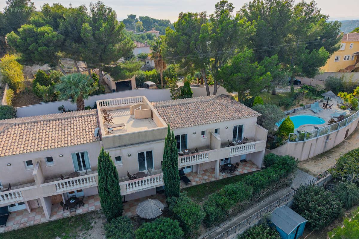 Maison à ENSUES-LA-REDONNE