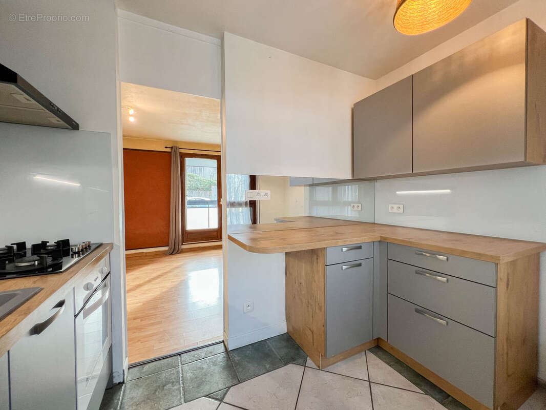 Appartement à MEYTHET