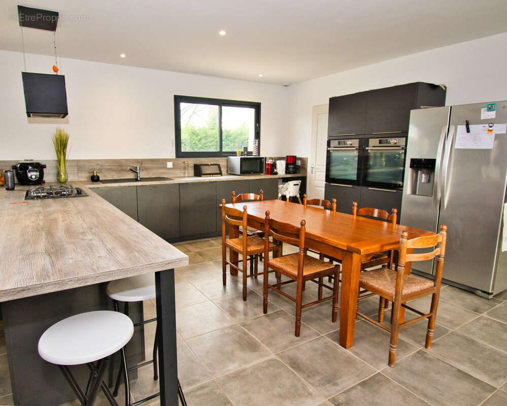 Maison à MONTPON-MENESTEROL