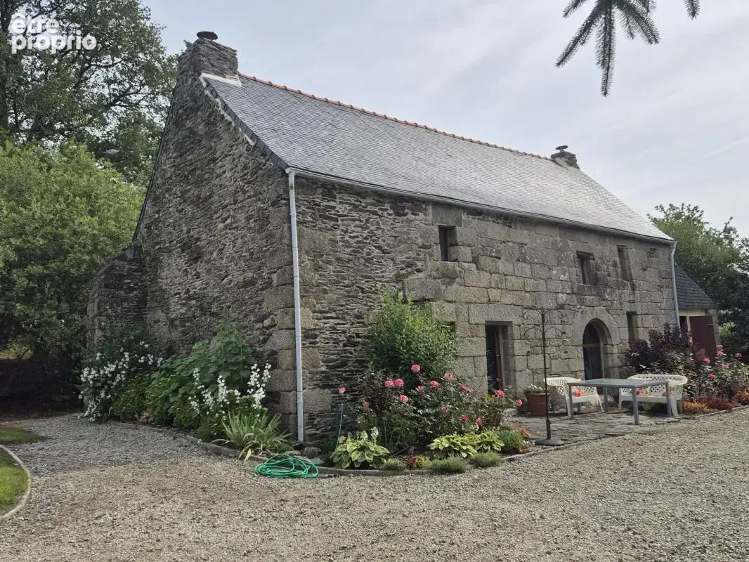 ncien Presbytère de Charme avec beaux volumes et terrain att - photo 2