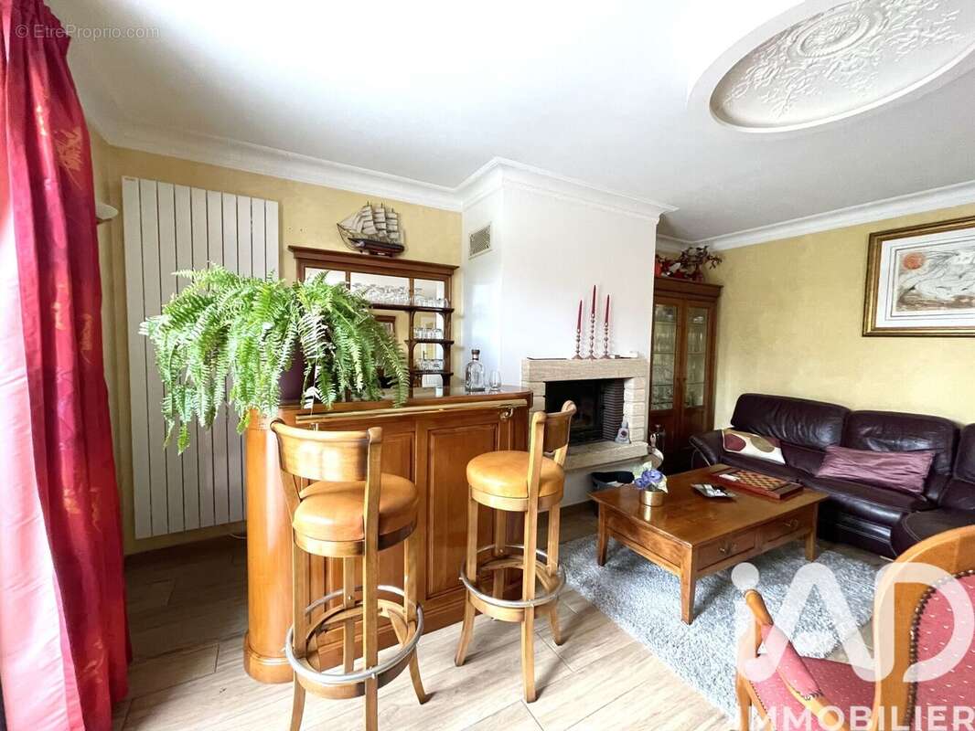 Photo 5 - Maison à SAINT-GERMAIN-LES-CORBEIL