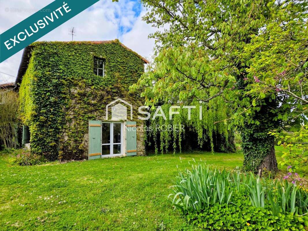 Photo 3 - Maison à AZAY-LE-BRULE