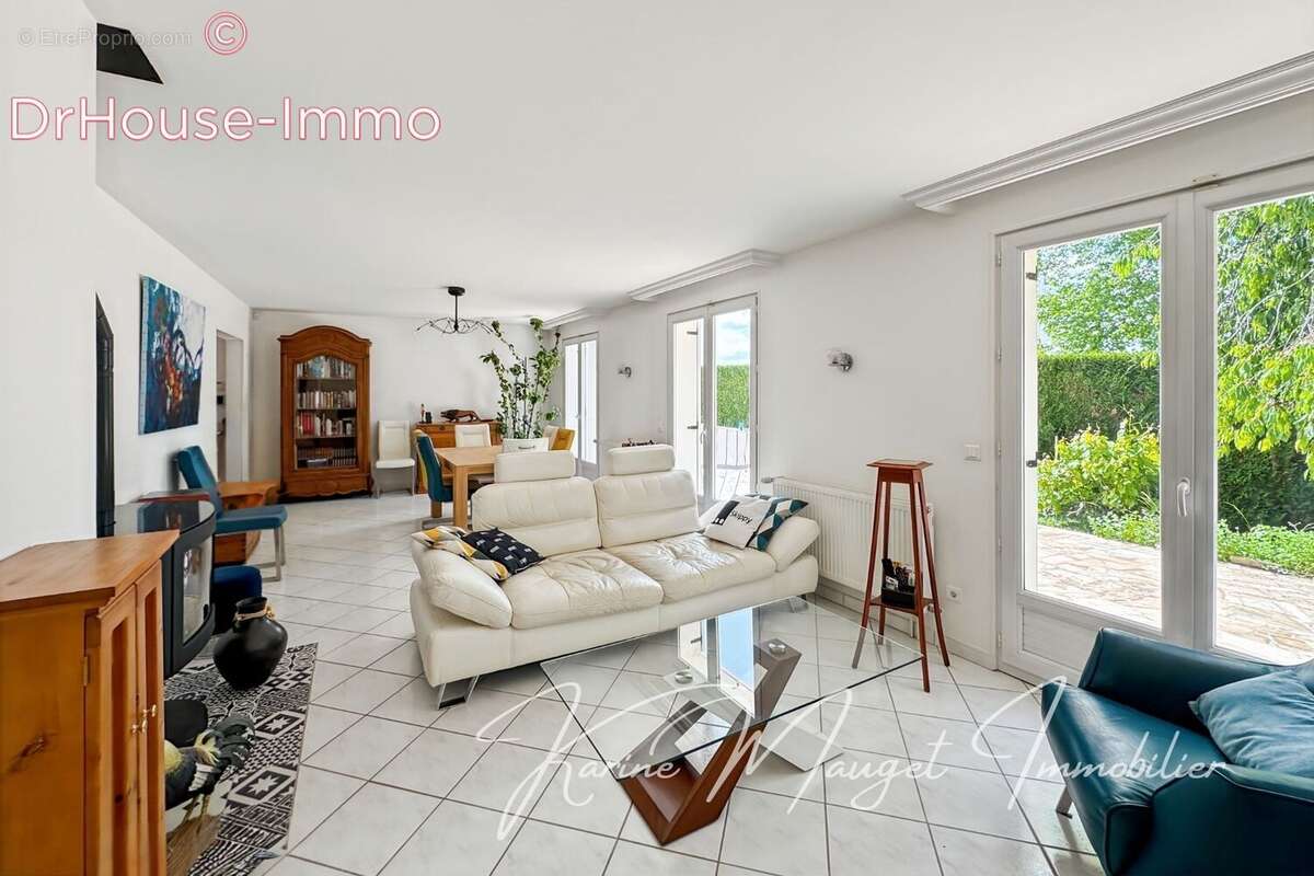 Maison à ROZAY-EN-BRIE