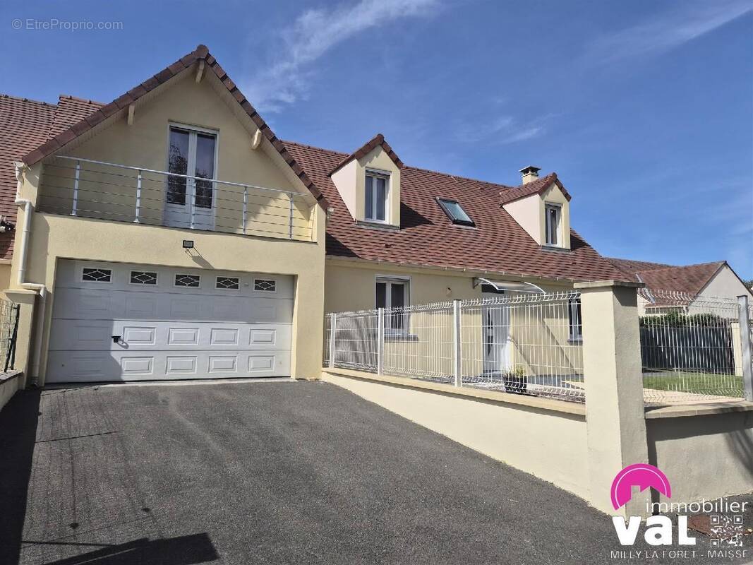 Maison à MILLY-LA-FORET