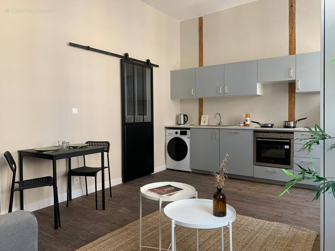Appartement à LYON-1E