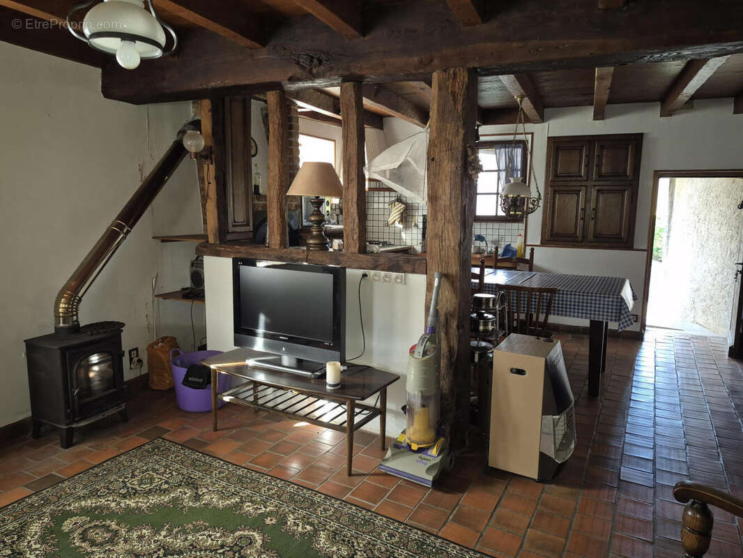 20251125_113116 - Maison à SAINT-MARTIAL-DE-VALETTE