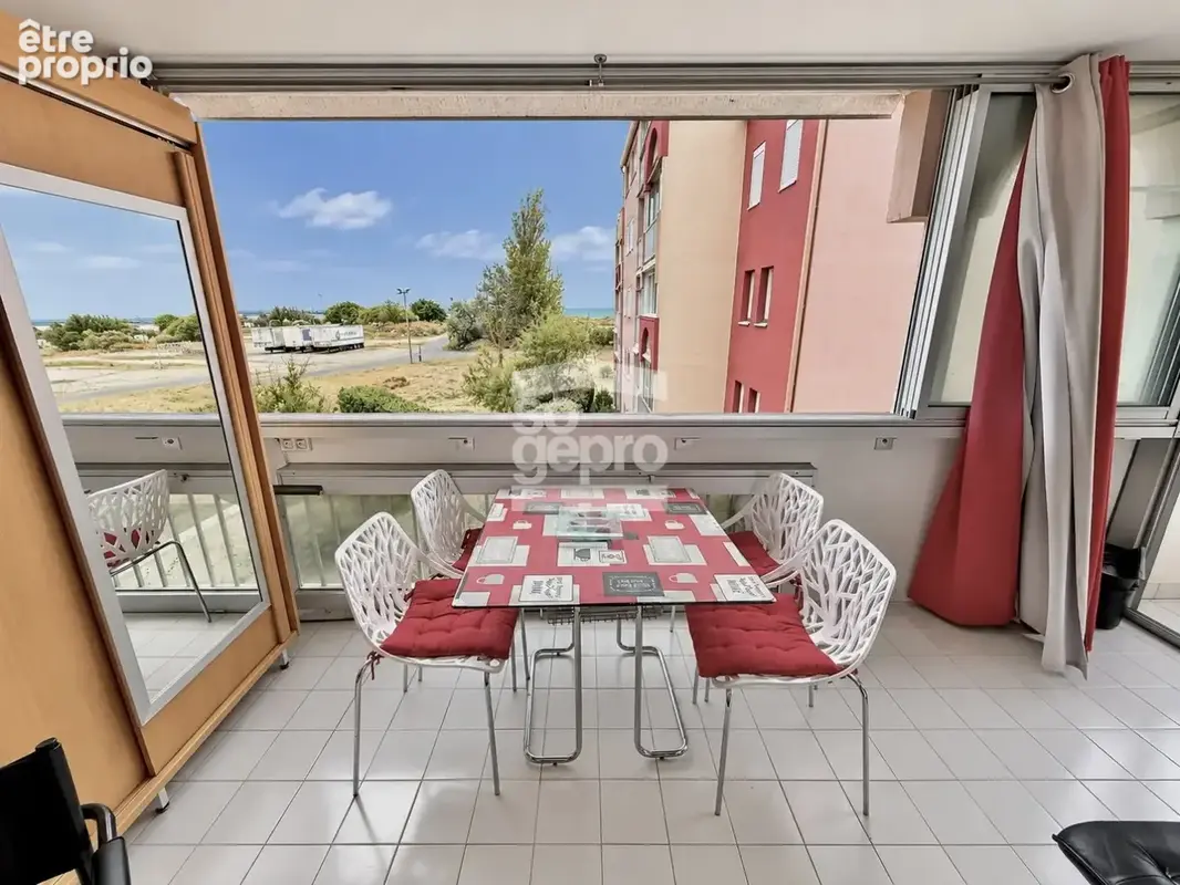 Réf : 2349 - Vente 2 Pièces Cabine vue Mer avec parking, secteur Richelieu ! - photo 3
