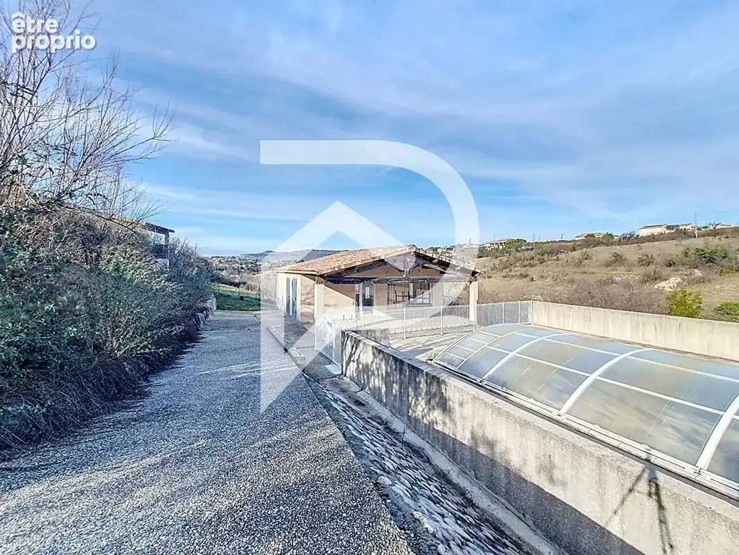 Maison + Village de Gîtes + Terrains constructibles à vendre Villeneuve De Berg 23 pièce(s) 575 m2 - photo 15