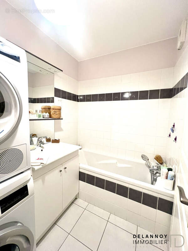 Appartement à MONS-EN-BAROEUL