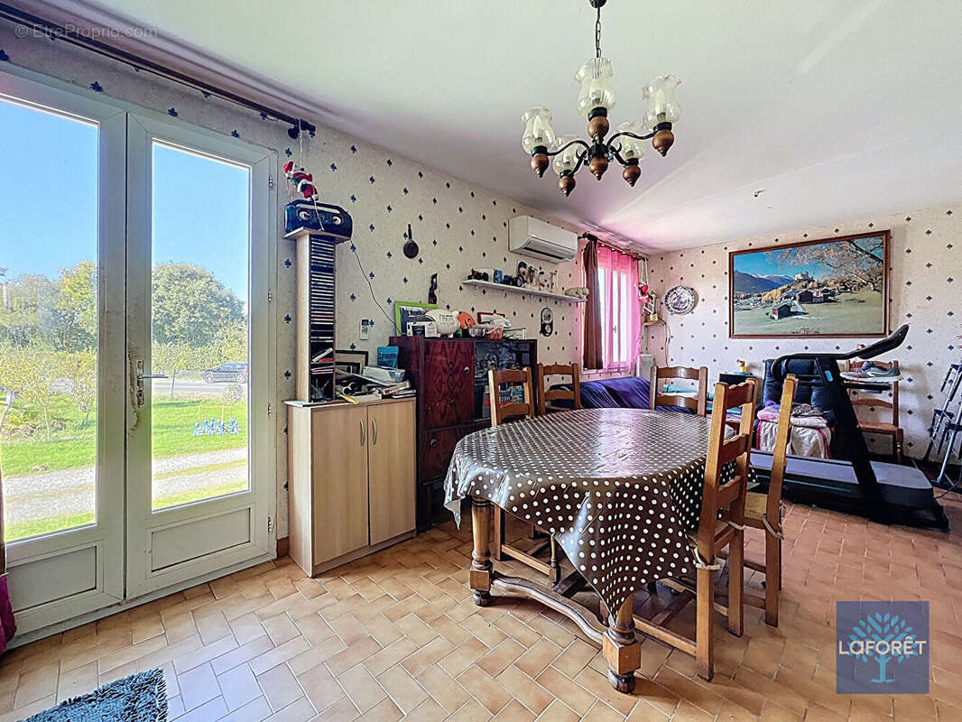 Maison à SAINT-MAIXENT-SUR-VIE