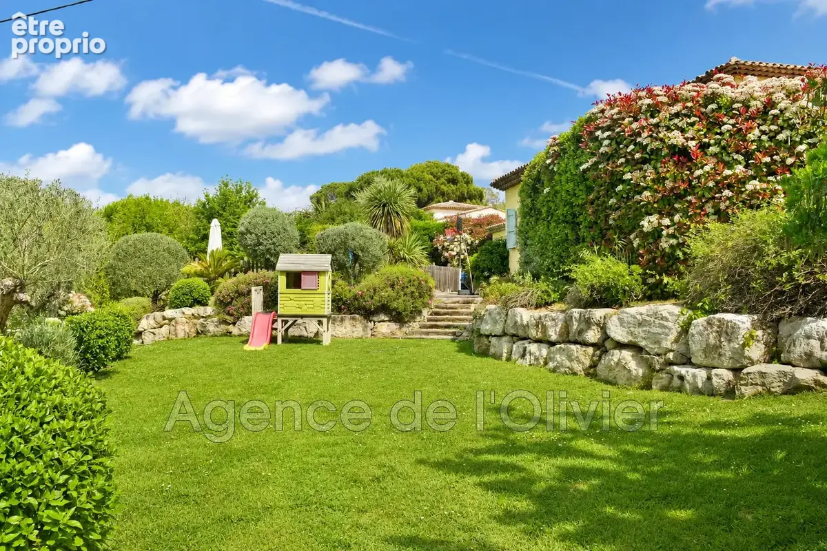 Maison 5 pièces 263 m² à vendre à Chateauneuf-Grasse (06740) - photo 3