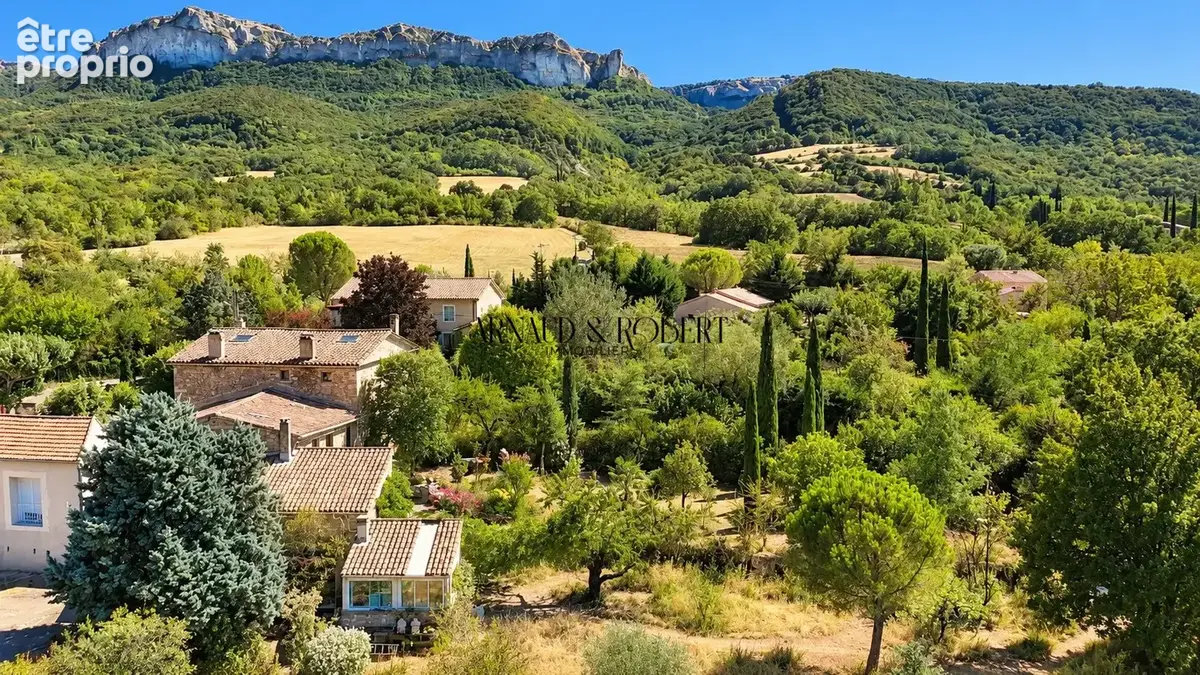 Photo Maison à Rochebaudin au prix de 688 000€
