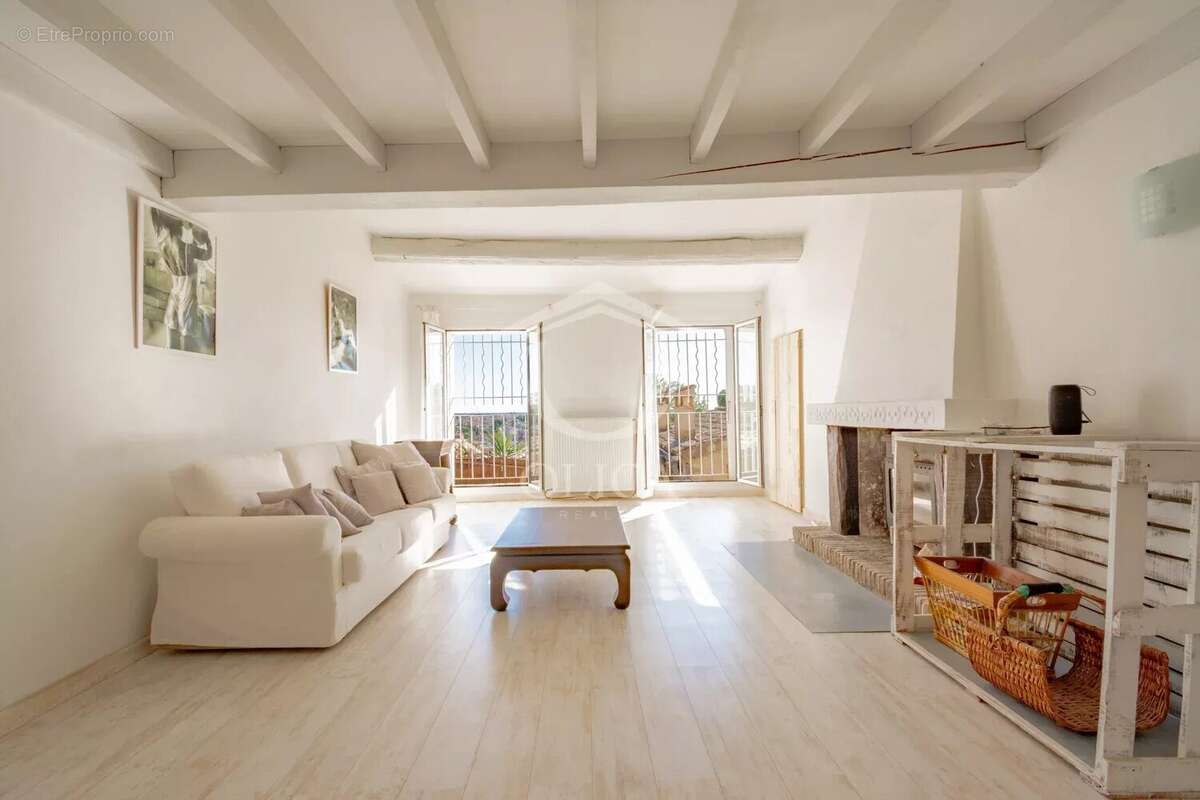 Appartement à CAGNES-SUR-MER