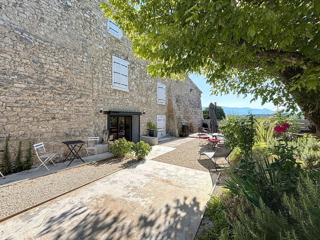 Maison à GRIGNAN