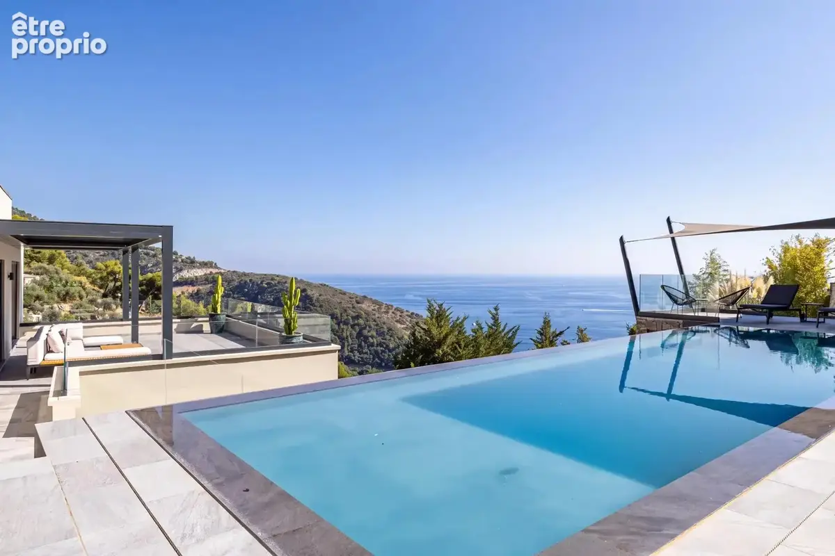 Èze – Villa contemporaine rénovée avec vue mer - photo 1