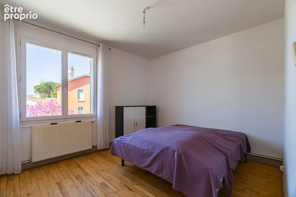Appartement T4 avec cave, Rue du Marechal Joffre 26000 VALENCE - photo 9