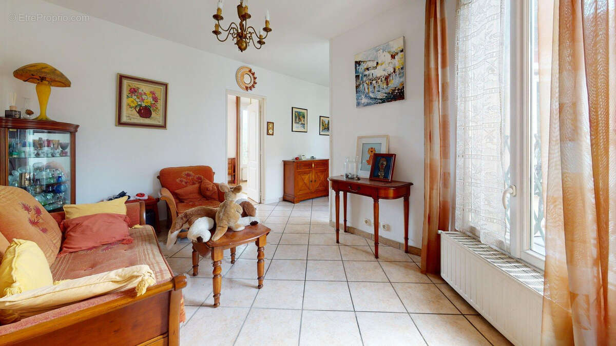 Appartement à AULNAY-SOUS-BOIS