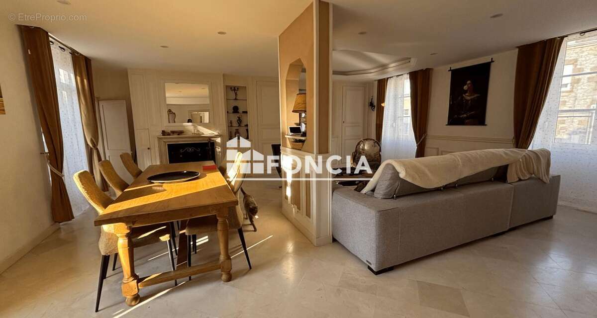 Maison à FRESNAY-SUR-SARTHE