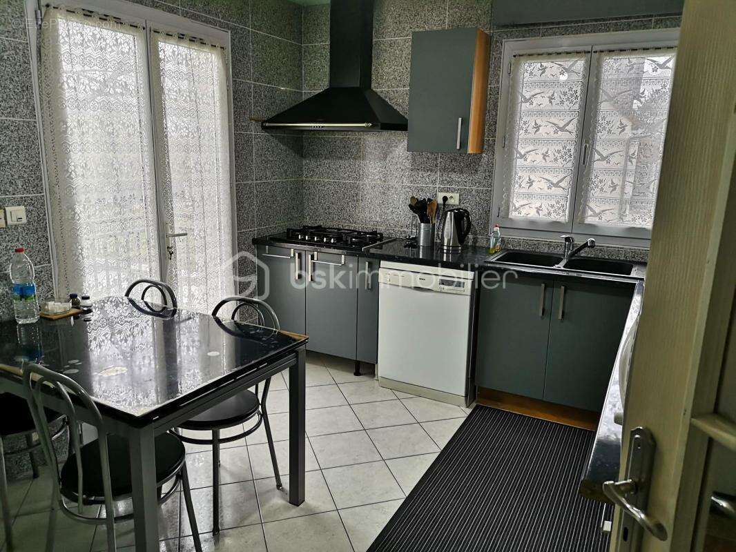 MAISON 8 pièces 186 m² - photo 7