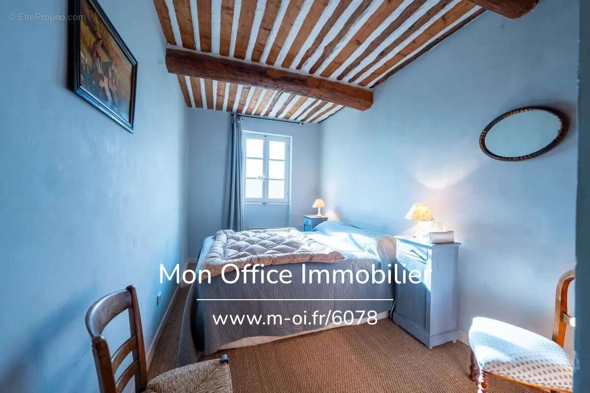 Maison à ROUSSILLON