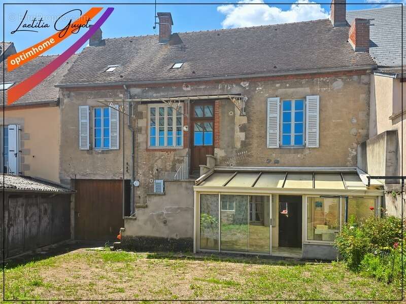 Maison à SOUVIGNY
