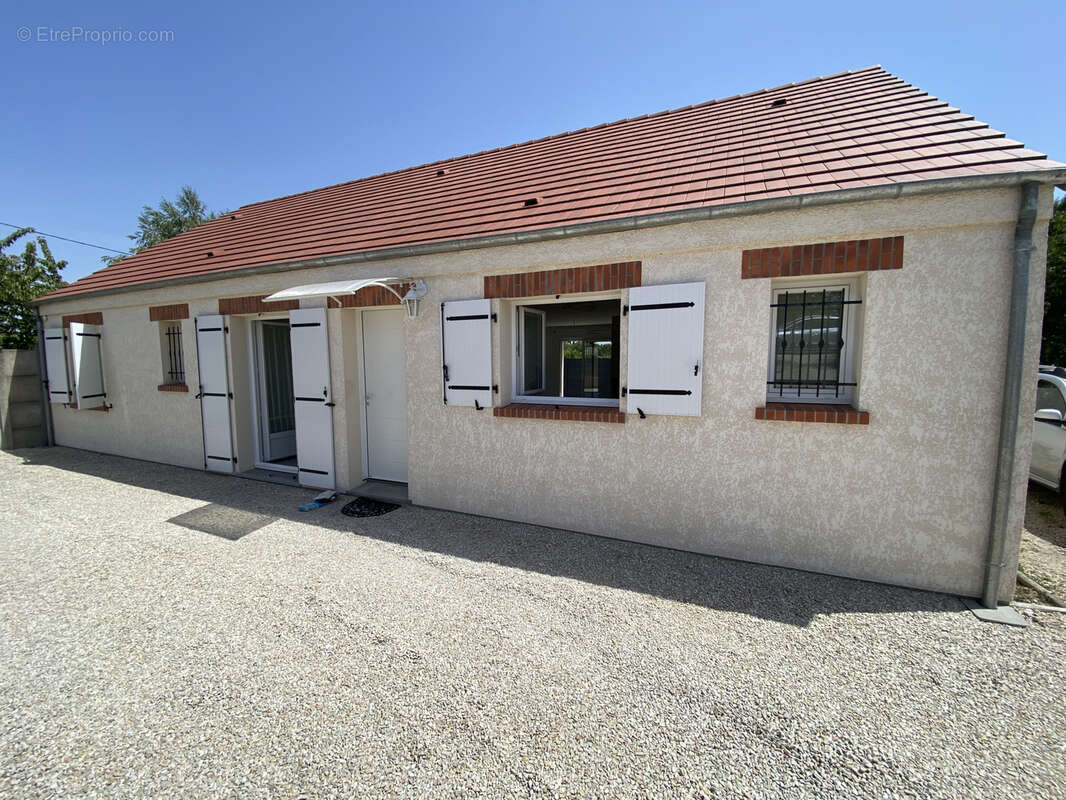 Une opportunité rare à Saint-Ay - photo 8