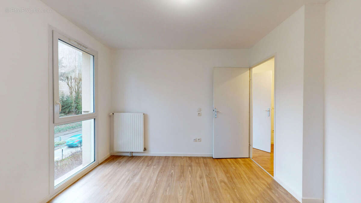 Appartement à FONTENAY-LE-FLEURY