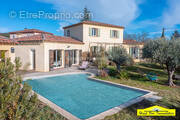 Maison à VINON-SUR-VERDON