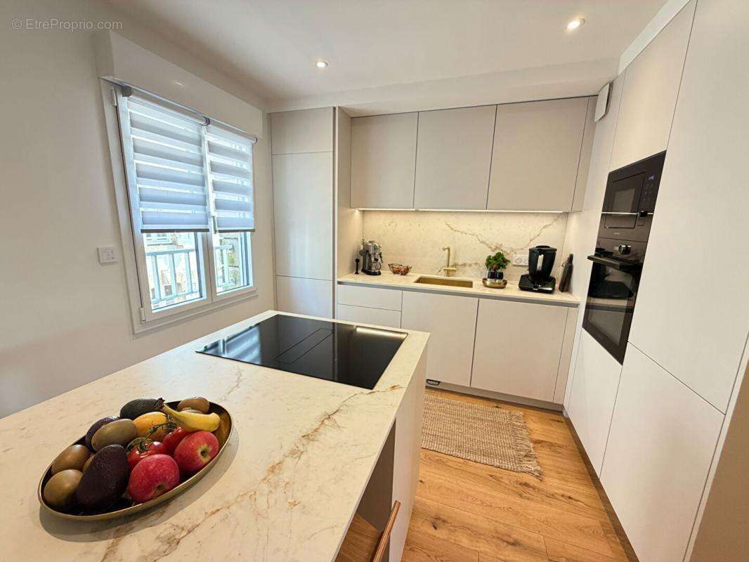 "georges" - appartement d'exception en hypercentre d'auray - photo 3