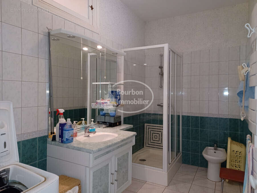 Appartement à ISSY-L&#039;EVEQUE