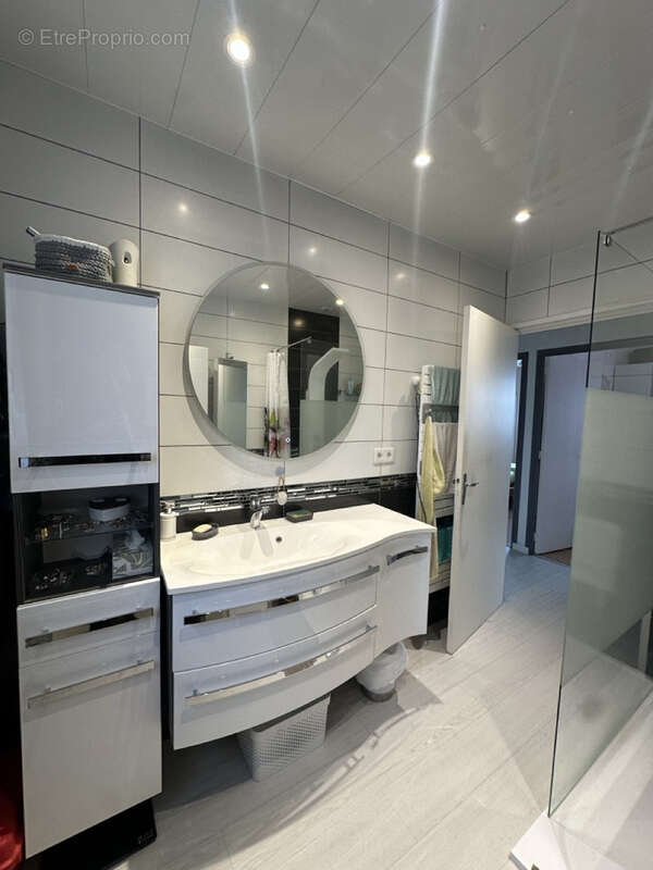 Maison à ETIVAL-CLAIREFONTAINE