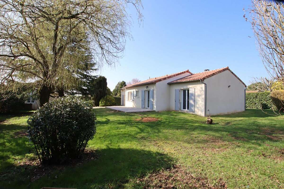 VOUILLE.jpg - Maison à FRESSINES