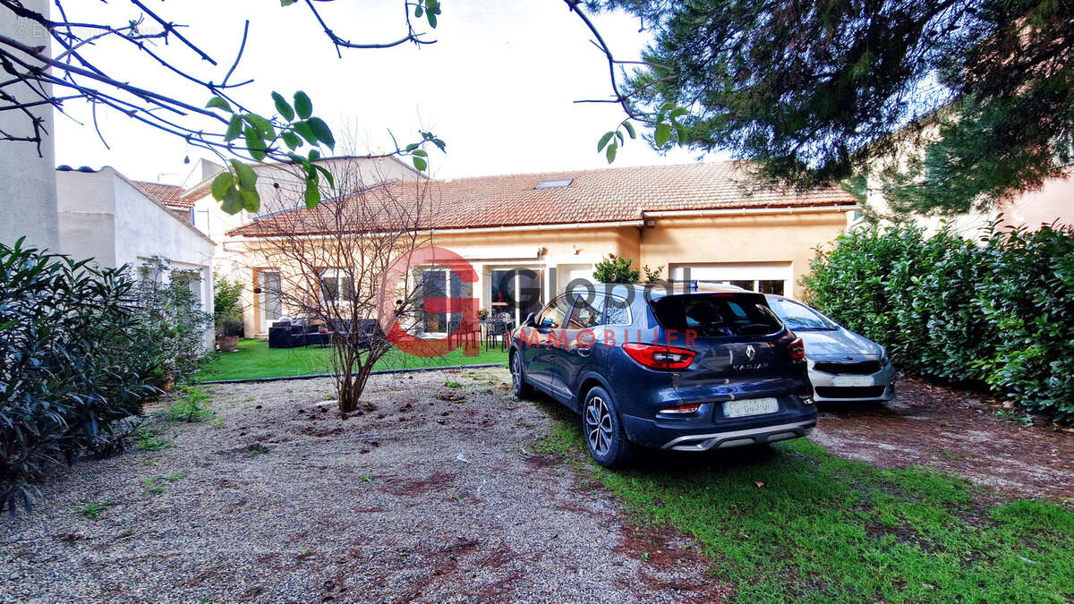 Maison à CABANNES
